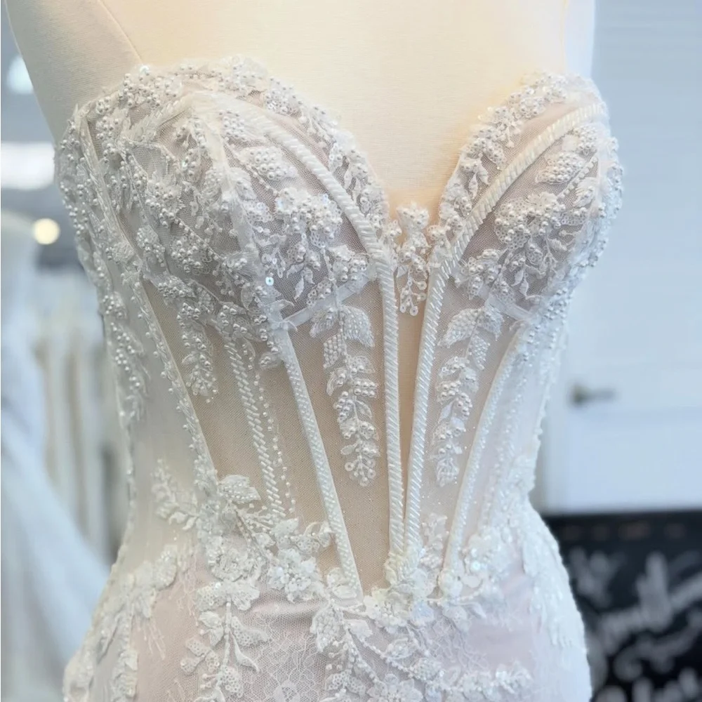 Maggie Sottero White Wedding Dress with Lace Train - Picture 10 of 13